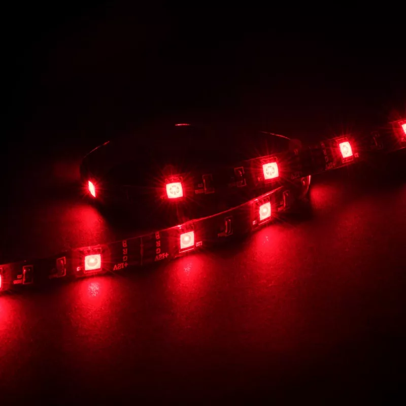 Akasa Vegas M AK-LD05-50RD Raudona LED juostelė kompiuterio korpuso vidaus apšvietimui, 50 cm, magnetinis tvirtinimas, 4-pin Molex