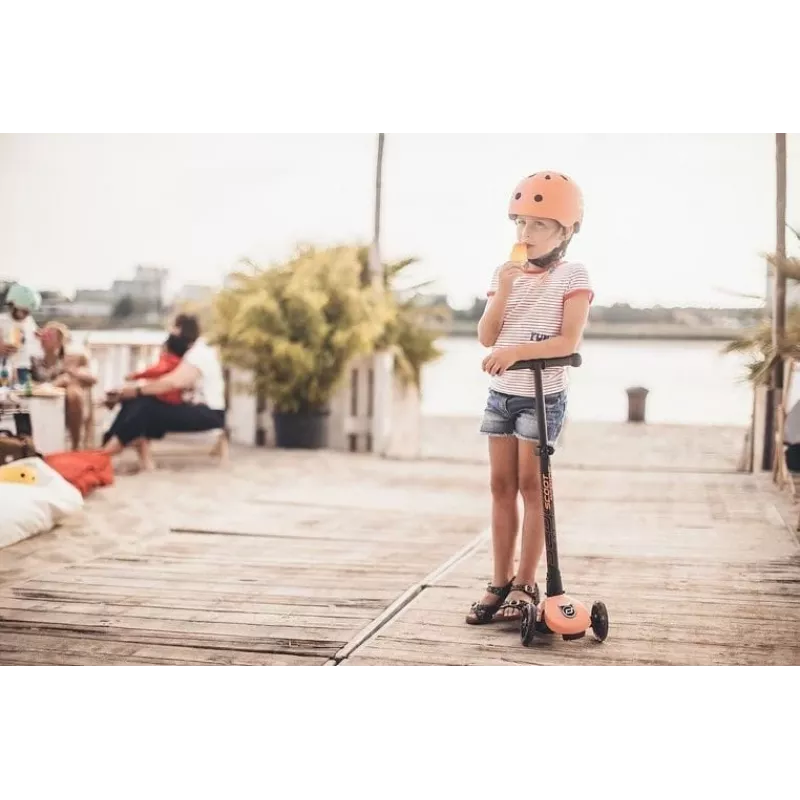 Scoot & Ride Highwaykick 3 LED Peach 96357