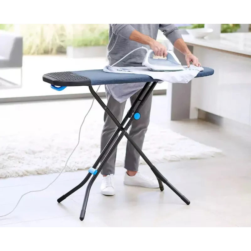 Joseph Joseph Glide Plus 130cm mėlyna lengvai laikoma lyginimo lenta su pažangiu užvalkalu