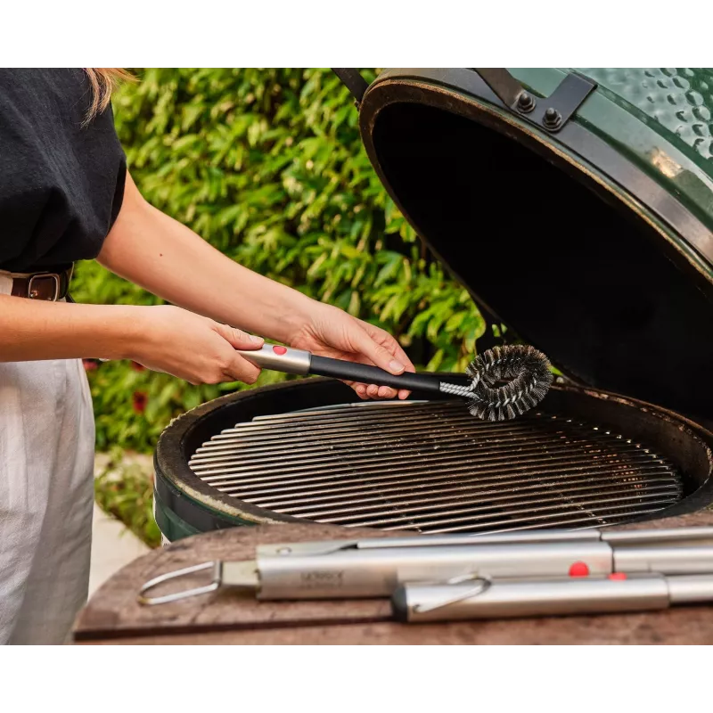 Joseph Joseph GrillOut SST BBQ šepetys grilio valymui su ištraukiama rankena