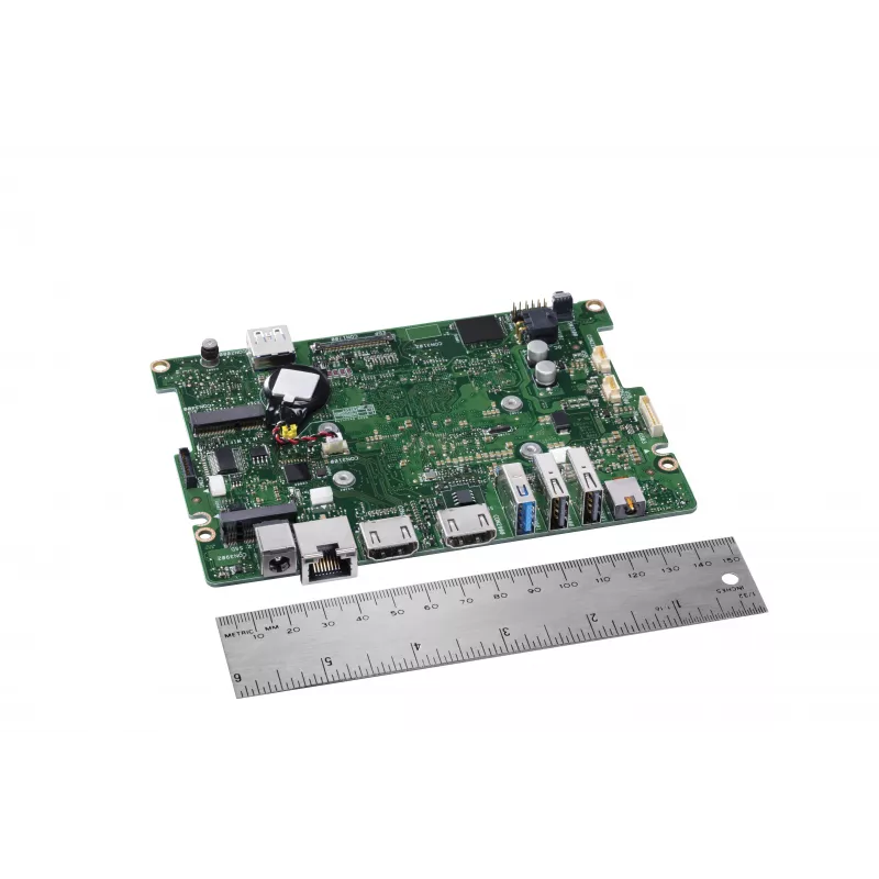 Intel NUC 8 Rugged Board NUC8CCHBN su Intel Celeron N3350, 4GB RAM, 64GB eMMC