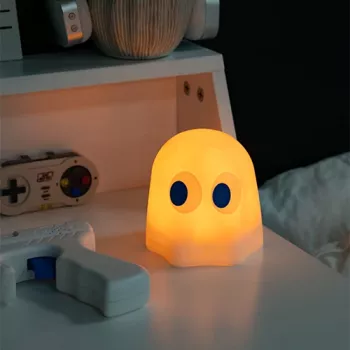 FIZZ CREATIONS Pac-Man Ghost LED Mood Light – spalvų keitimo, garso reaktyvi, USB / baterijomis maitinama