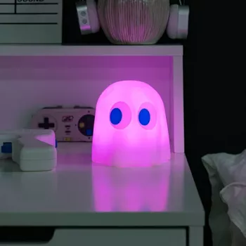 FIZZ CREATIONS Pac-Man Ghost LED Mood Light – spalvų keitimo, garso reaktyvi, USB / baterijomis maitinama