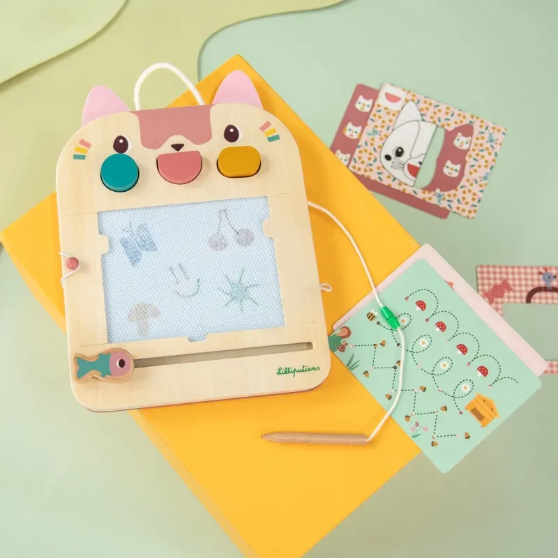 Lilliputiens Wooden Magnetic Drawing Board – Jeanne the Cat 18m+