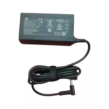 HP 65W Smart AC Adapter (N31180-001) - Juoda