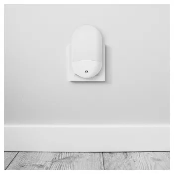 ENTAC Night Light 0.7W Warm White Dusk Sensor