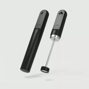 Subminimal NanoFoamer Lithium Black – nešiojamas pieno putotojas