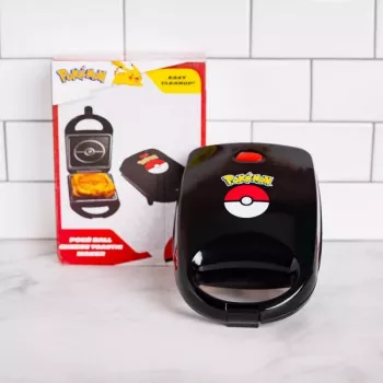 Uncanny Brands Pokemon Sandwich Maker Pokeball - 850W Non-Stick Dual-Sided Heating