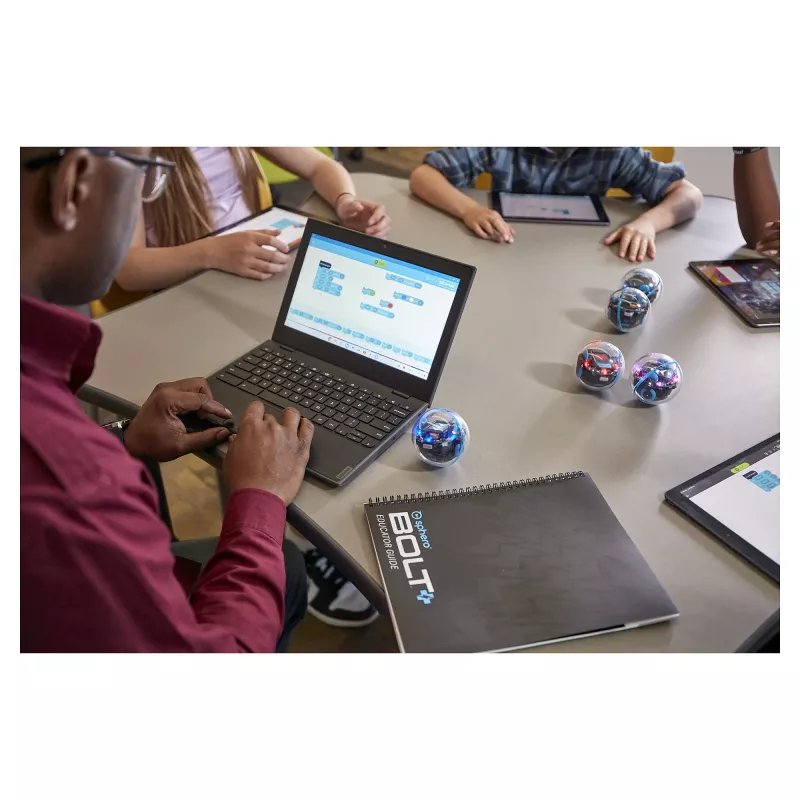 Sphero BOLT+ Power Pack mokomasis robotų rinkinys (6 robotai)