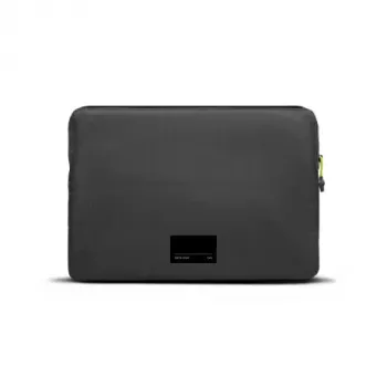 Native Union Ultralight Sleeve, skirta MacBook 15 colių (juoda)