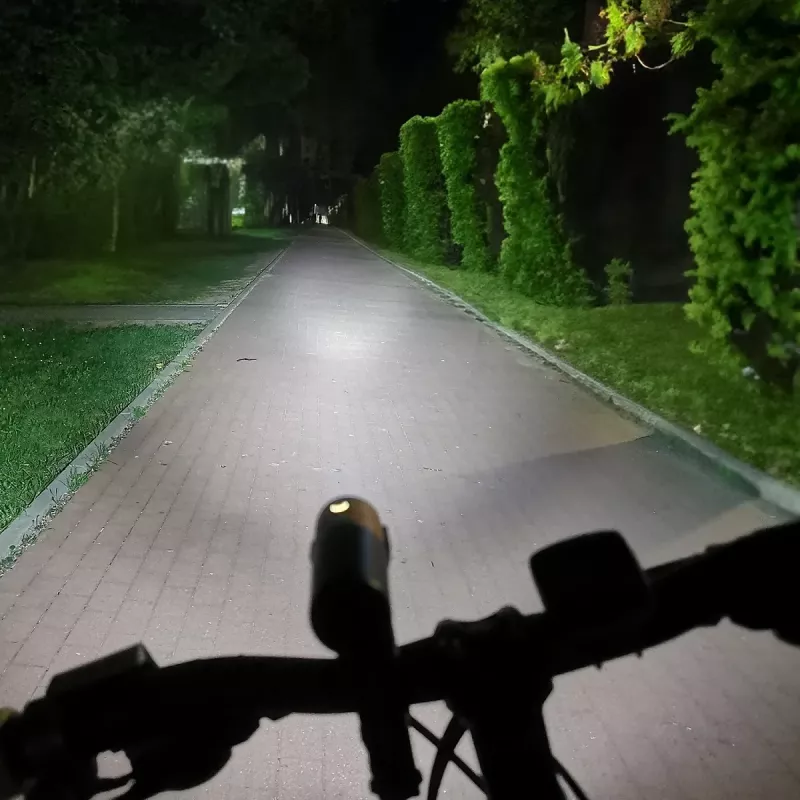 Vayox VA0072 dviračio žibintas, 450 lm