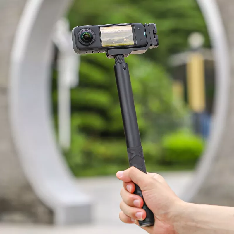 SUNNYLIFE Protective Frame Camera Cage for Insta360 X4 su 1/4 inch sriegiu ir Cold Shoe laikikliais