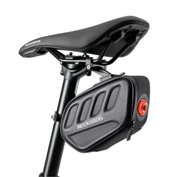 Rockbros C61 balno rankinė su išmaniuoju galiniu žibintu, 0,45 l, juoda