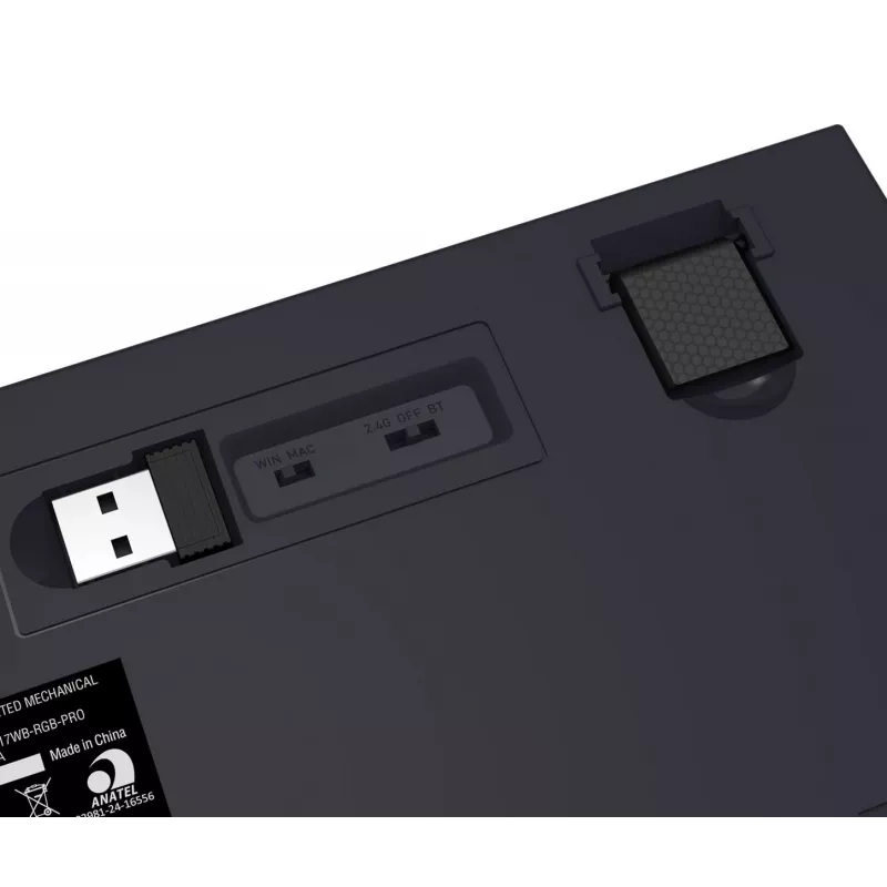Redragon ALCOR QMK K717WB-RGB-PRO mechaninė klaviatūra, 75% išdėstymas, trijų režimų, karštai keičiami jungikliai, balta/juoda