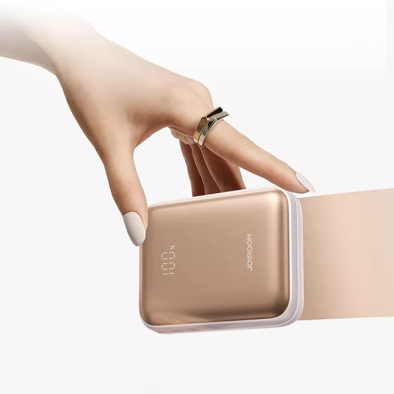 Powerbank Joyroom JR-PBF27 22.5W 10000mAh su dviem įmontuotais kabeliais - Auksinis