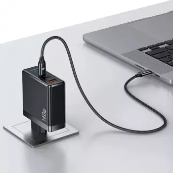 USAMS T52PD140W 140W GaN sieninis įkroviklis su 240W USB-C laidu, 2xUSB-C + 1xUSB-A, PD greitasis įkrovimas, juodas (US-CC168 + US-SJ581) UM serija UMXLOGTC01