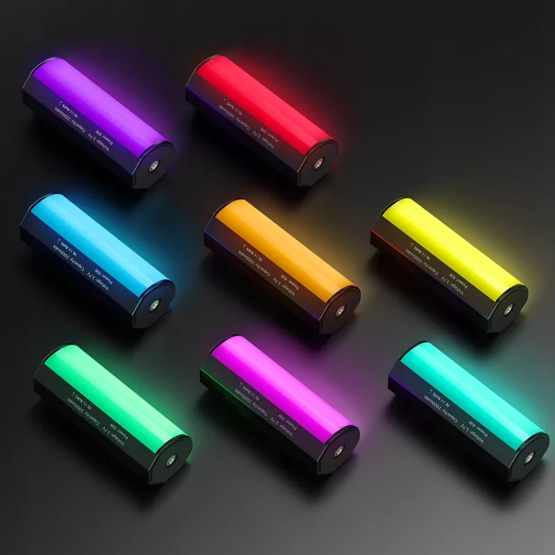 Ulanzi VL110 RGB LED Video Light, 2500K-9000K, 7.5W, 2600mAh
