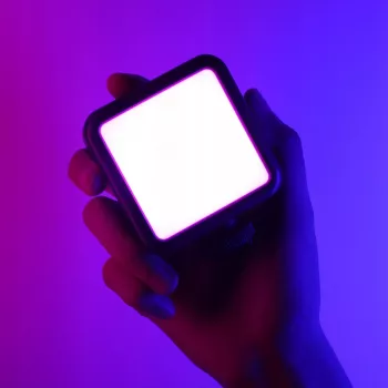 Ulanzi VL49 RGB Pro LED Video Light 60 LEDs 2500mAh su magnetiniu laikikliu ir korio grotelėmis