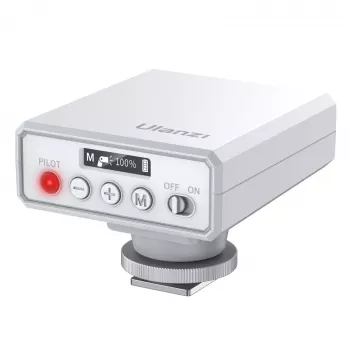 Ulanzi F12 GN12 RGB LED Video Light su Cold Shoe adapteriu, 2500K-9000K, 6W, 2000mAh, Baltas