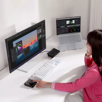 ULANZI D100H Bluetooth 5.0 Haptic Video Controller su rotaciniu rankenėle ir OLED ekranu