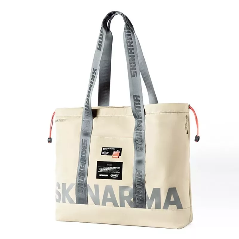 Skinarma Fardel Sling Bag Ivory