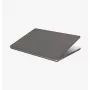 UNIQ Claro Hard Shell Case, skirta MacBook Air 13 colių M2 2022 / M3 2024 / M4 2025 / M5 2026, Smoke Grey