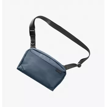 UNIQ Arden Sling 2L Blue