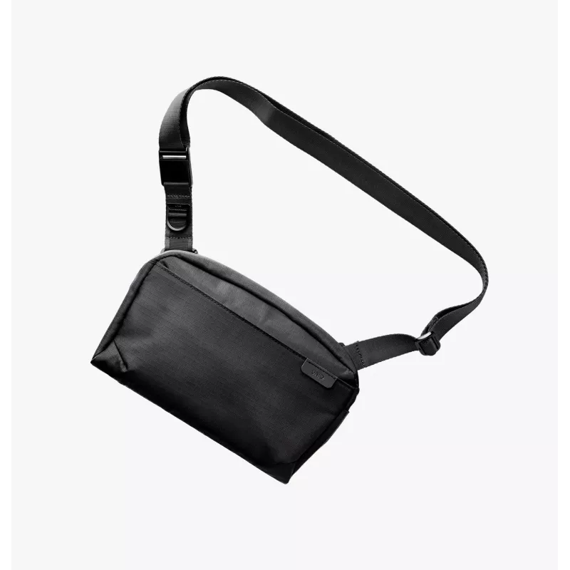 UNIQ Arden Sling 2L Blue