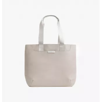 UNIQ Arden Tote 16L Laptop Bag Beige