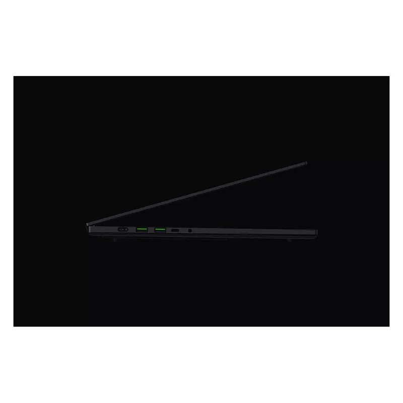 Razer Blade 16 - 16 colio QHD+ 240Hz OLED ekranas, Intel Core Ultra 9 386H, 64 GB RAM, 2 TB SSD, NVIDIA GeForce RTX 5090, Windows 11