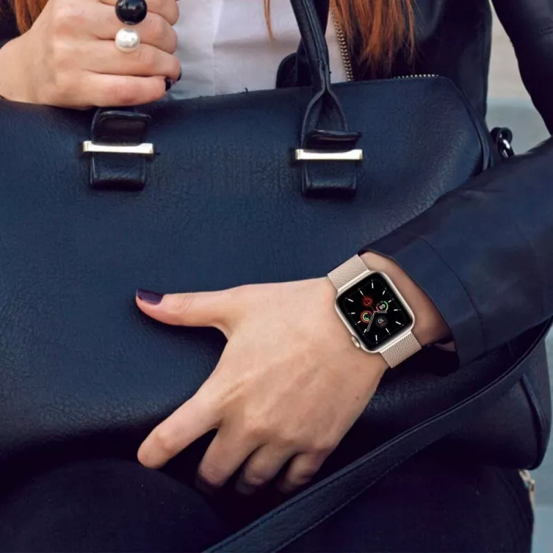 Tech-Protect Milanese Loop for Apple Watch 8 / 9 / 10 / 11 / SE / Ultra (44 / 45 / 46 / 49mm) - sidabrinė