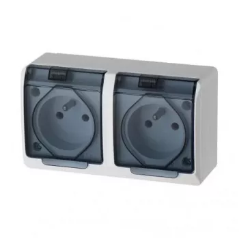 ELEKTRO-PLAST NASIELSK Hermes GNT Dvigubas atsparus oro sąlygoms lizdas 16A IP44 su dūminiu dangteliu 0322-01