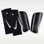 Nike Mercurial Lite blauzdinių apsaugos juodos DN3611-010 S dydis