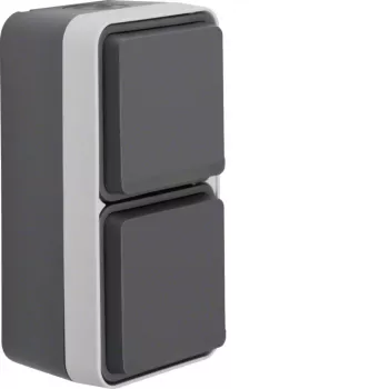 Hager WNC176 2-jų lizdų Schuko kištukinis lizdas su dangteliu, vertikalus, IP44, pilkas