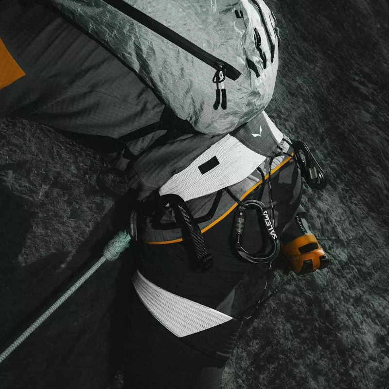 Salewa NXT laipiojimo pakinktai - juoda/balta, S dydis