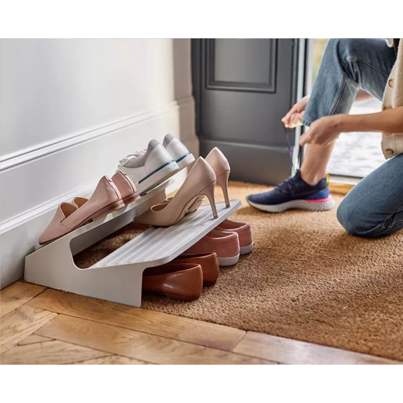 Joseph Joseph Shoe-In didelis erdvę taupantis batų stovas, smėlio spalvos (Ecru)