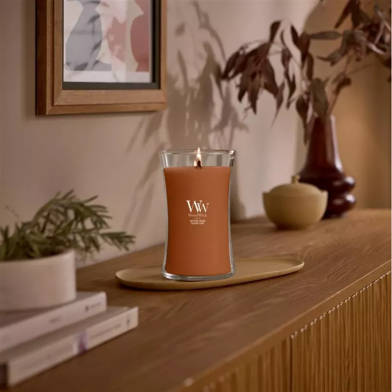 WoodWick Saffron Smoke didelė smėlio spalvos stiklinė žvakė 609,5g