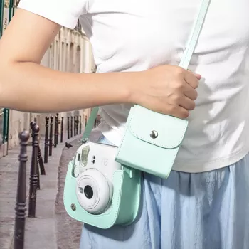 LOVEINSTANT Green PU Leather Photo Album Case, skirtas Fujifilm Instax Square nuotraukoms, 64 nuotraukos, mygtuku užsegamas, permatomomis kišenėmis