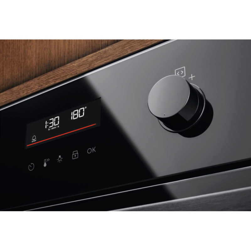 Electrolux LOF6P16Z įmontuojama elektrinė orkaitė, 71 L, pirolizės savaiminis valymas, SoftClosing, juoda