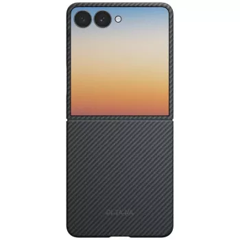 PITAKA Edge Case Samsung Galaxy Z Flip5 - juodos/pilkos spalvos aramidinio pluošto plonas uždedamas dėklas su MagSafe suderinamumu