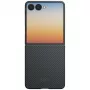 PITAKA Edge Case Samsung Galaxy Z Flip5 - juodos/pilkos spalvos aramidinio pluošto plonas uždedamas dėklas su MagSafe suderinamumu