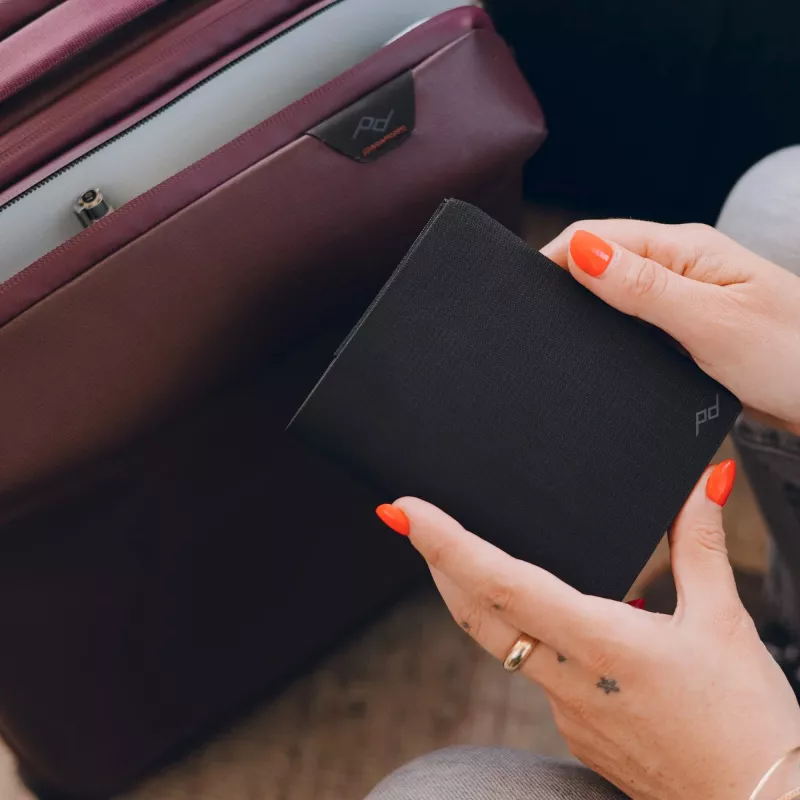 Peak Design Passport Wallet pasų piniginė, juoda (WA-SP-BK-1)