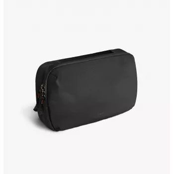UNIQ Denver Tech Kit Pouch 2,5 l juodos spalvos – vandeniui atsparus technikos organizatorius su keliomis kišenėmis