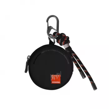 Skinarma Jax Carabiner Pouch Black – diržinė kuprinė su karabinu