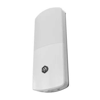 MikroTik FTC21-UPS šviesolaidžio į varį keitiklis su integruotu UPS, 1x Gigabit Ethernet, 1x SFP, pasyviu PoE, baterijos atsargine kopija, montuojamas ant sienos