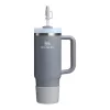 STANLEY 2 dalių apsauginių dangtelių ir šiaudelių antgalių rinkinys termo puodeliams 0,89L/0,59L The Quencher Boot + Straw Topper šviesiai pilkos spalvos
