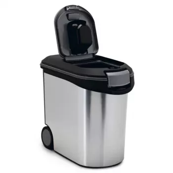 CURVER Pet Life 35L hermetiškas pašaro laikymo konteineris su ratukais, sidabrinės spalvos, talpina 12kg sauso pašaro, be BPA plastikas