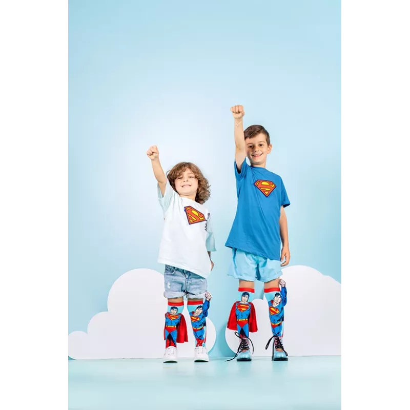 MADMIA vaikiškos kojinės iki kelių su 3D Superman pelerina iš DC Comics / MS001
