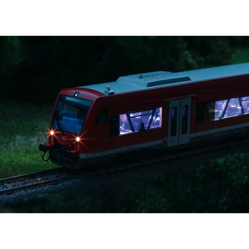 Märklin 36965 H0 dyzelinis bėginis autobusas BR 650 DB AG