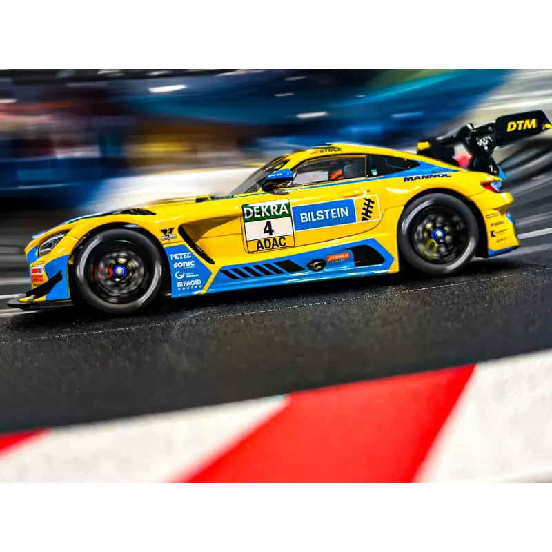 Carrera 20032014 DIGITAL 132 Mercedes-AMG GT3 Evo Mercedes-AMG Team HRT Nr.4 DTM 2023 lenktyninis automodelis